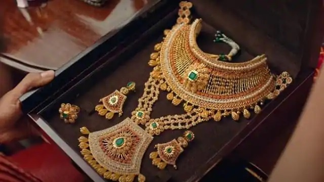 Gold Price Latest: 18 Carat Gold Price at Rs 35515, Know 24 to 14 Carat Gold Rate