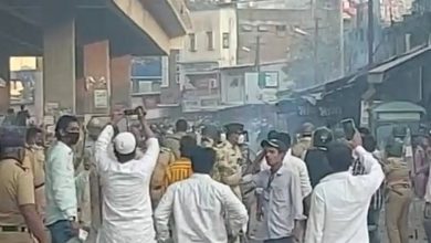 7 policemen injured in violent clash during bandh in Nanded and Malegaon