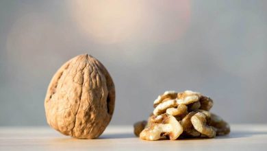 Walnut Benefits, Nutrition & Side Effects